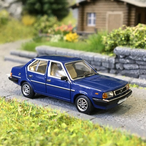 Volvo 340 bleu - 340,, 1985