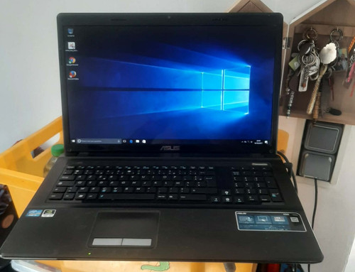 Asus x93s pouces - 18,