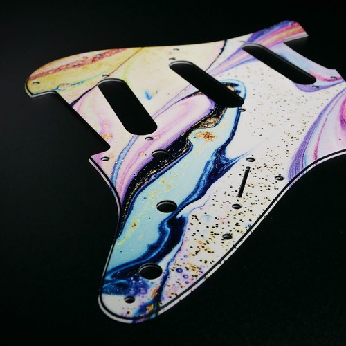 Pickguard fender strat - pickguard,