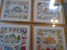 CADRES/ 4 TAPISSERIES AU PETIT