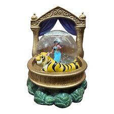 Disney Aladdin Snow Globe Rare Jasmine And Rajah. 5 Inch Tall Retired Read Desc