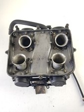 Rampe carburateur 8 HONDA VFR