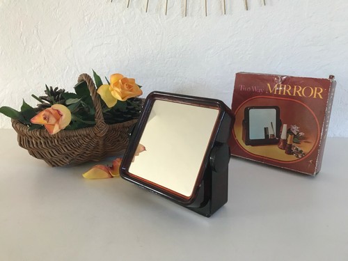 Ancien miroir two - 🦊,