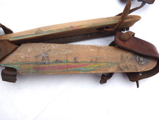 Ancienne paire de patins à