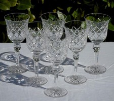 Val Saint Lambert? Lemberg? Service de 6 verres à vin rouge en cristal taillé
