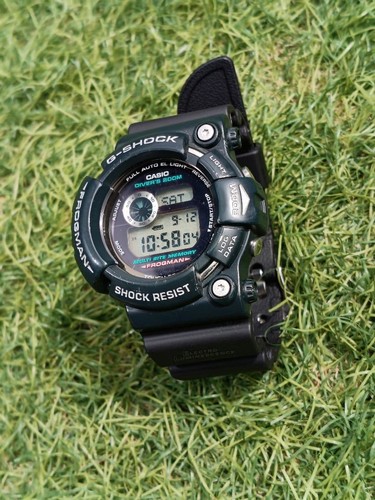 Montre solaire robuste casio - montre,