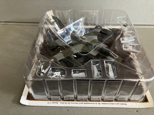 Avion miniature militaire - avion,