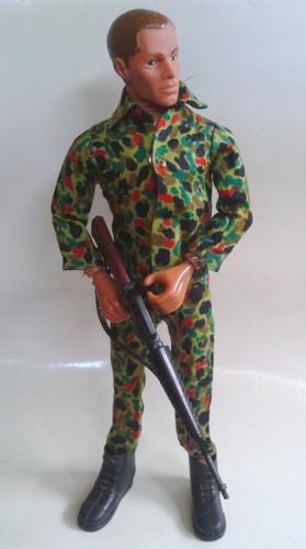 Tenue militaire camouflage