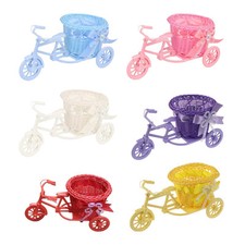 Panier de fleurs artificielles