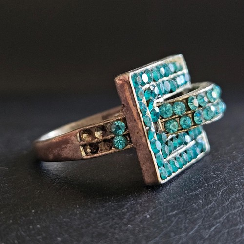 Bague originale moderne