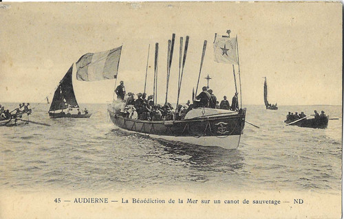 Cpa animée audierne la - animée,
