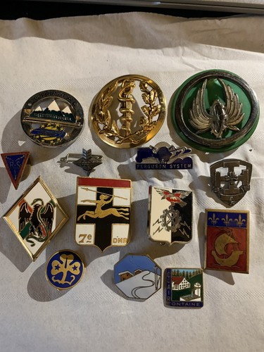 Lot divers pucelle - 15, insignes