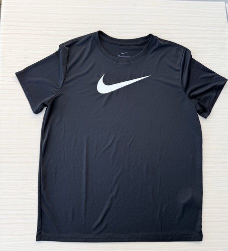 The nike tee dri - the,