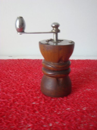 Rare petit moulin - moulin, poivre