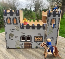 Château fort en bois –