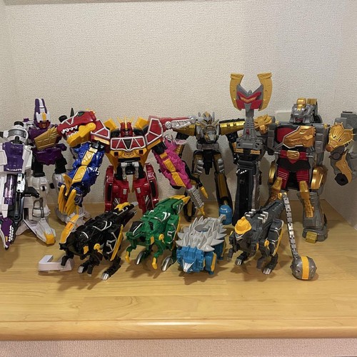 Power rangers dino - rangers,