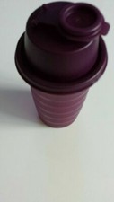 TUPPERWARE NEUF SHAKER  VIOLET