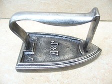    FER A REPASSER  -  J & F