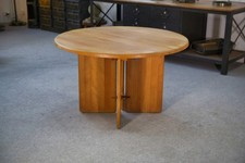 Table ronde en hêtre massif