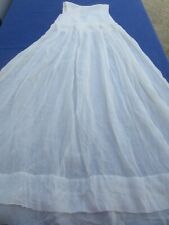 Communion Communiante ancienne robe ou fond de robe  N°7  accidents