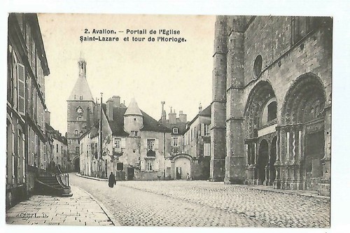 Avallon portail de - ,