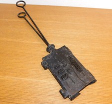 vintage ANCIEN moule PINCE à