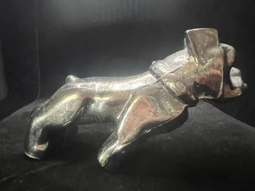 Mascotte auto chien bulldog - mascotte,