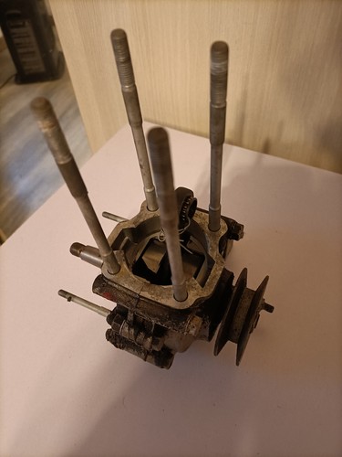 Bas moteur motobecane av32 - bas,