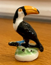 Fève Oiseau TOUCAN sur