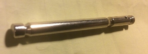 Spool pin fits elna - pin, sewing
