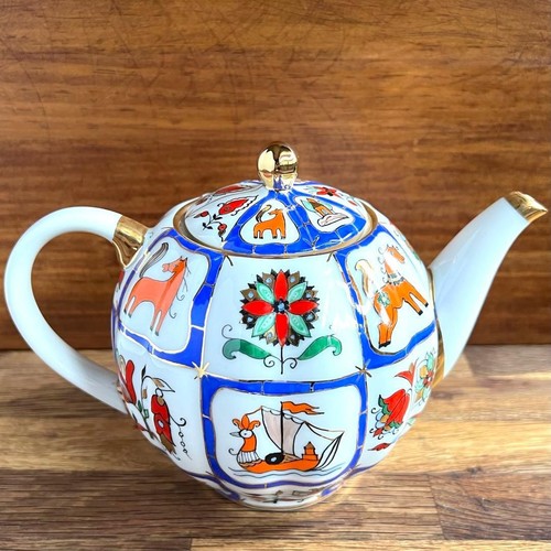 Théière russe lubok - russe, en
