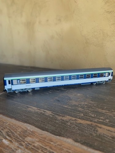 Voiture sncf roco 2eme - voiture, ho