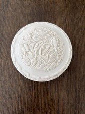 Boîte en porcelaine de