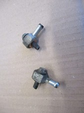 Raccords de tuyauteries d'eau