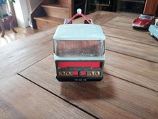 camion en tôle. Joustra 