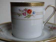 1 TASSE A CAFE FORME LITRON EN
