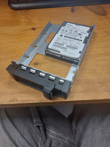 Disque dur 300 avec caddy - disque, gb