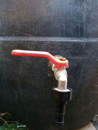 Raccord nez robinet - de, goutte