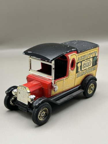 R882 matchbox models - r882, of