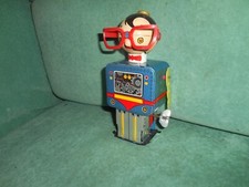 ROBOT VINTAGE MOON DOCTOR DAIYA MADE IN JAPAN WIND UP JOUET ANCIEN TIN TOY