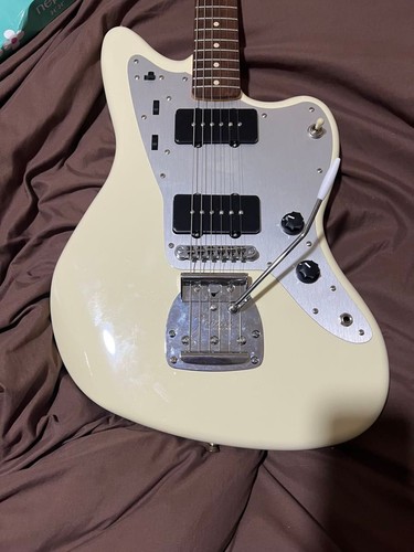 Guitare électrique squier - électrique, by