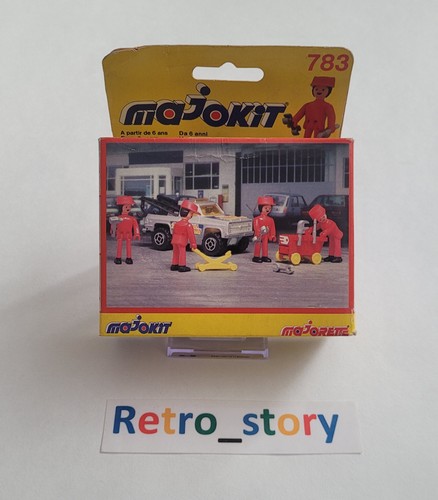 Majokit majorette garage - /,