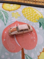 Voiture Norev Ds 19 Citroën 1/86  En Epave.