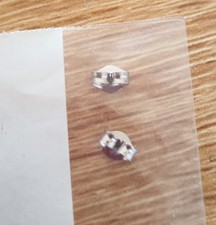 2 Fermoirs Poussettes En Or