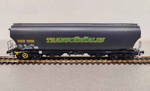 Models 30590 neuf wagon - ls, -wagon