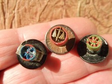 LOT 3   rosettes boutonniere