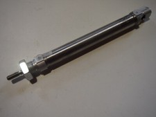 Vérin FESTO pneumatique DSNU