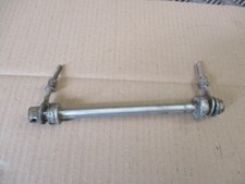 Axe roue arrière pour Skyteam 125