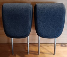 2 appuie-tête 3eme rangee