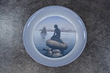 ASSIETTE EN FAIENCE DE ROYAL COPENHAGEN - LANGELINE DECOR SIRENE